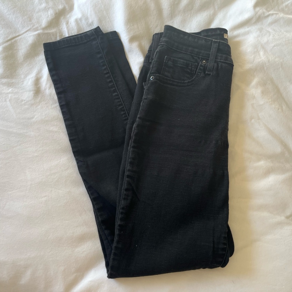** SOLD ** Levi’s 721 Skinny High- Rise Jeans